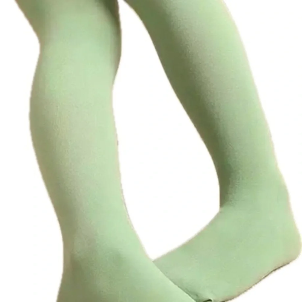 New Two pair Tights for all your girls! Light green+1 L 5-6 years
